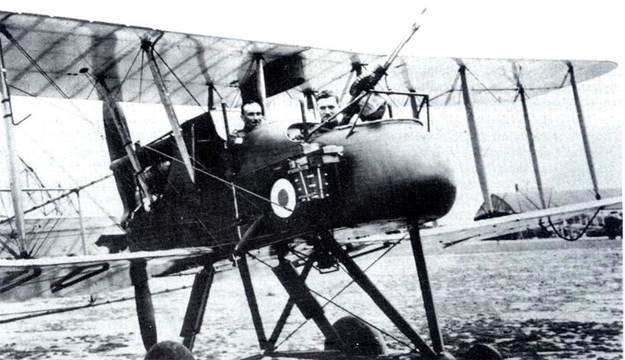 An FE2b biplane of the Royal Flying Corps 