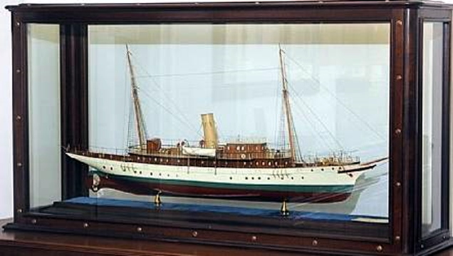 model of the yacht Zaza